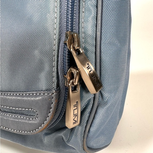 Tumi Blue Ballistic Nylon Toiletry Hanging Travel Kit (unisex) - Picture 3 of 11